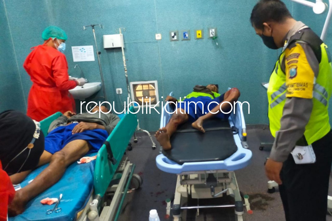 Dua Motor Honda Adu Moncong Di Tambak Kalisogo, Tiga Terluka Dilarikan Rumah Sakit