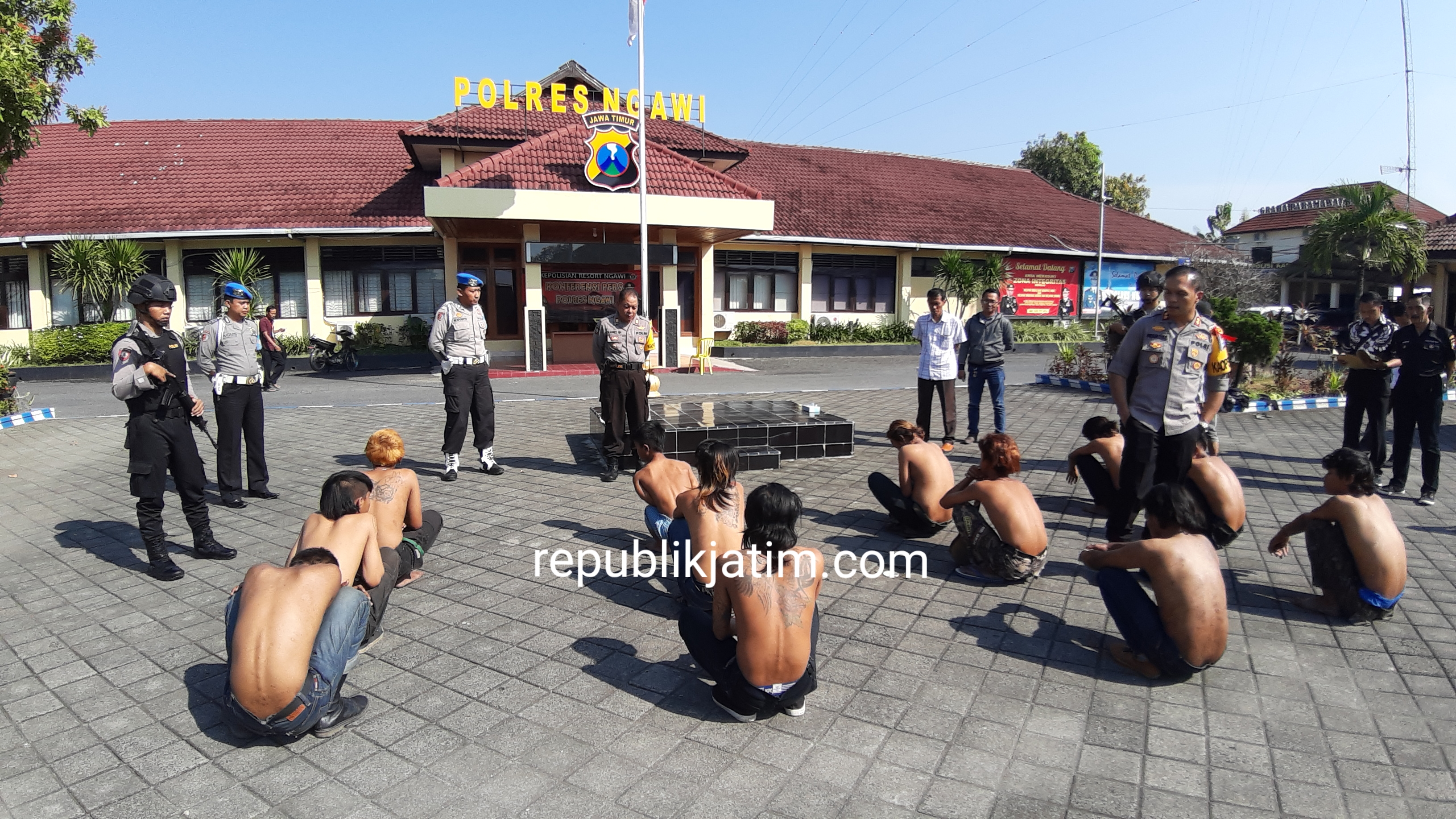 Resahkan Warga, Belasan Anak Jalanan dan Pengamen Dirazia Polisi Ngawi