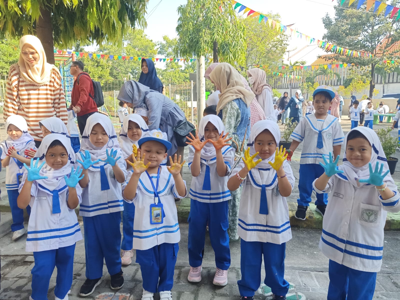 MPLS KB TK Al Muslim Sidoarjo Diisi Deklarasi Kasih Sayang dan Stop Bullying di Tahun Ajaran 2024/2025