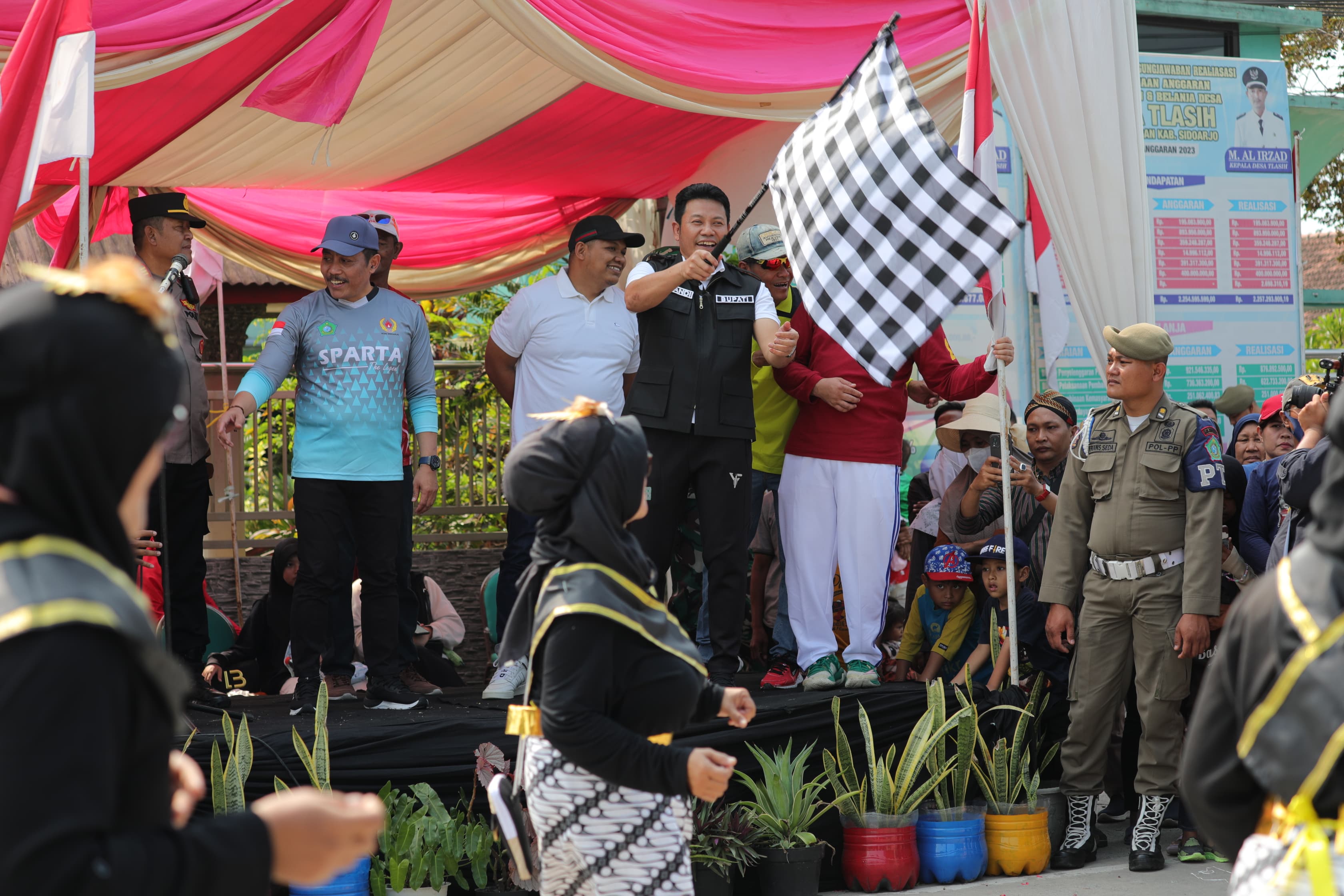 Lomba Karnaval HUT ke 79 Tumbuhkan Semangat Nasionalisme dan Cinta Sidoarjo