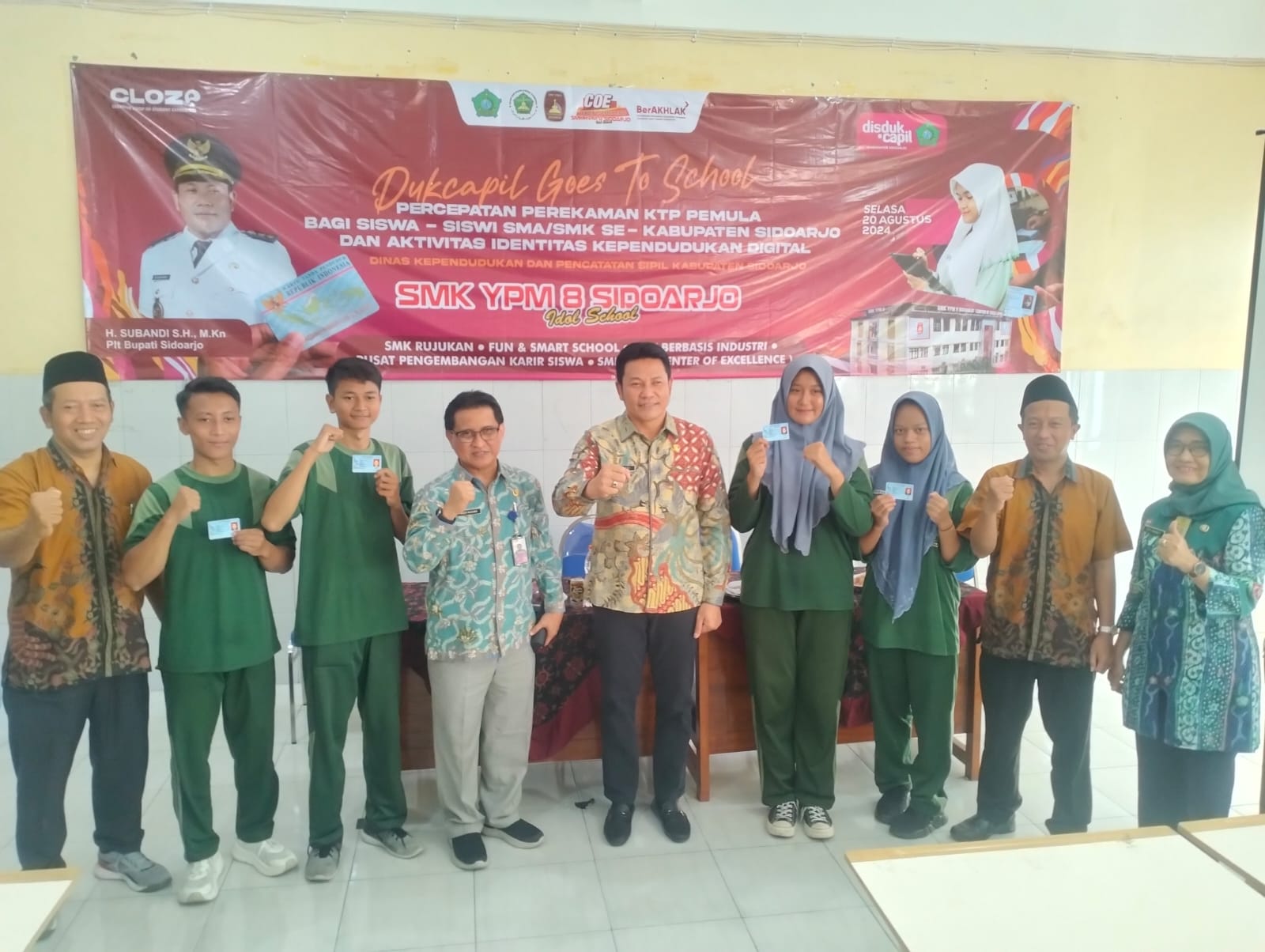 Jadi Modal Kerja, 100 Siswa SMK YPM 8 Sidoarjo Dapat Layanan Jemput Bola Perekaman E KTP Dispendukcapil 