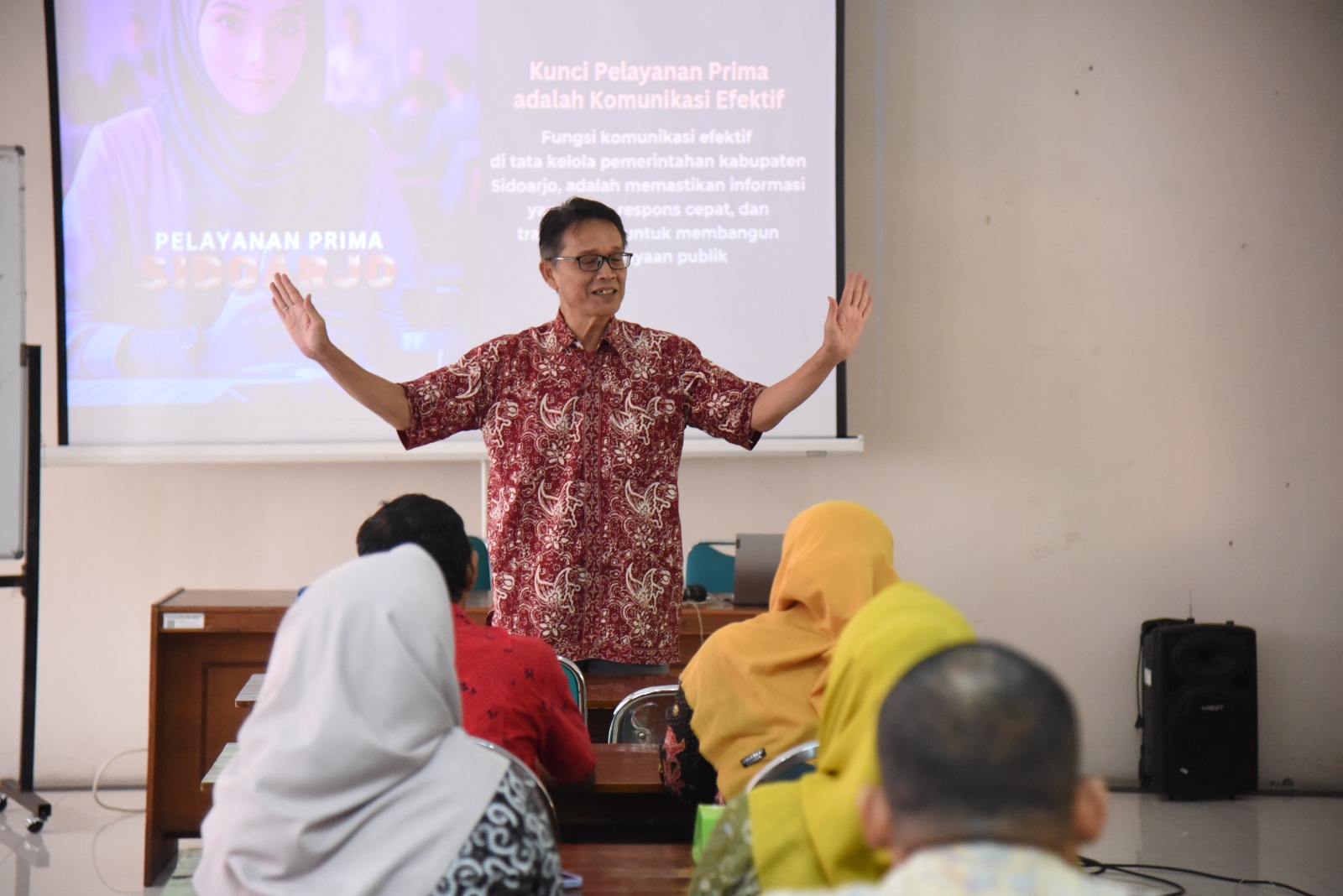 Tingkatkan Kualitas Pelayanan Publik, Puluhan ASN Sidoarjo Digembleng Public Speaking Pelayanan Informasi Prima 