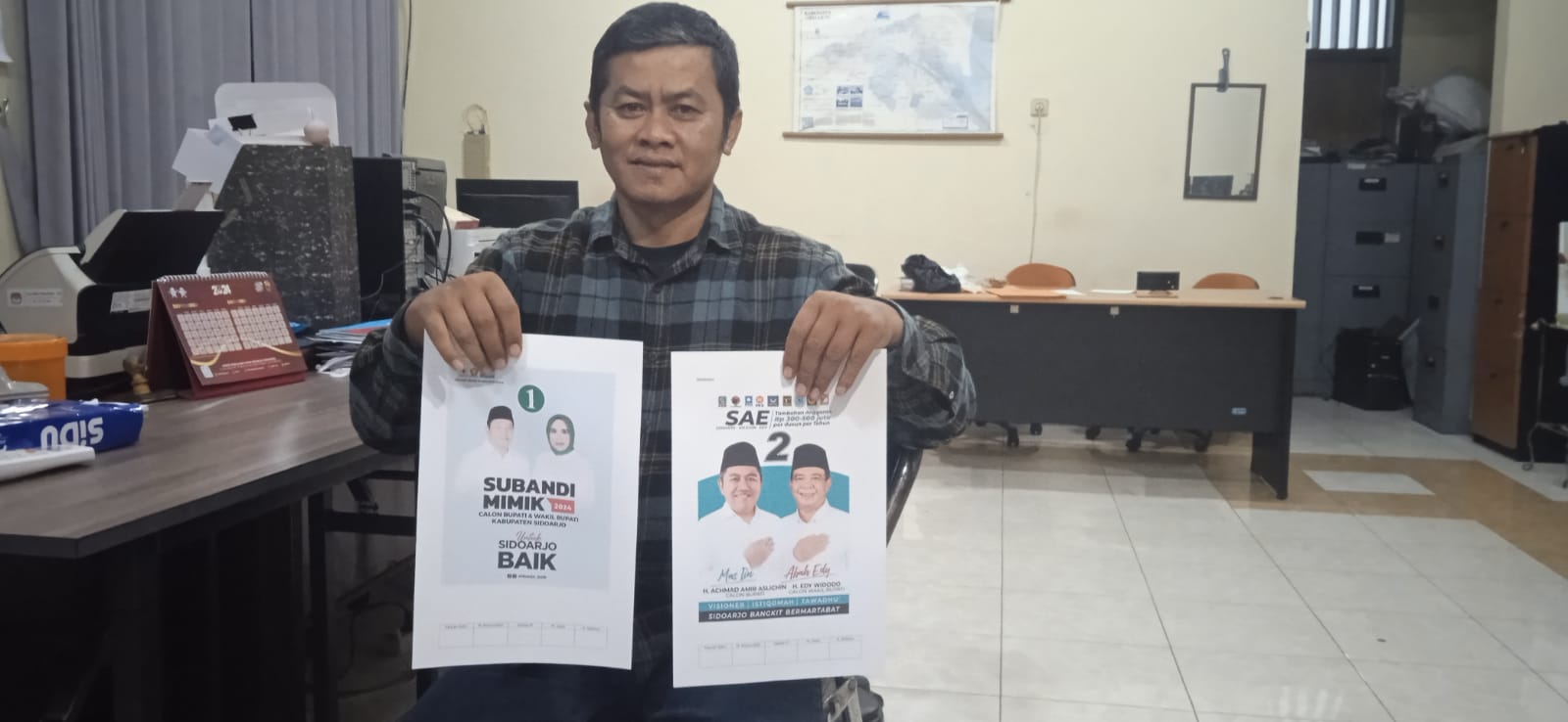 KPU Sidoarjo Siapkan Jutaan Alat Peraga dan Bahan Kampanye Bagi Dua Paslon di Pilkada 2024 