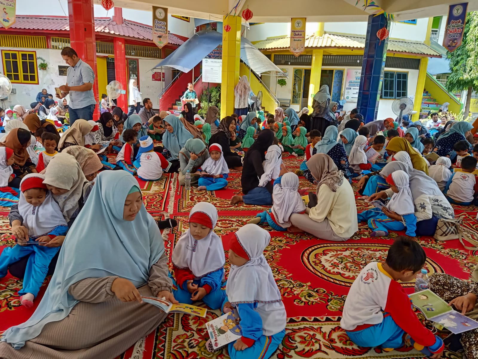 Stimulasi Bahasa dan Literasi Bagi Siswa KB TK Al Muslim Libatkan Orangtua dan Walimurid