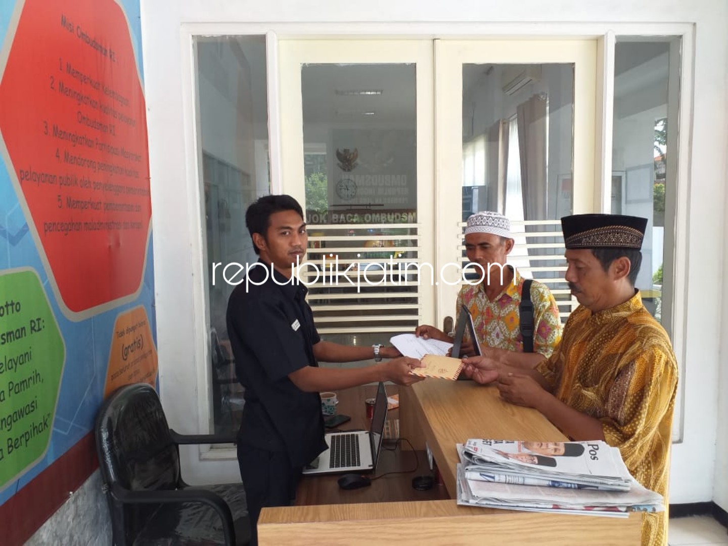 Laporan Tak Ditindaklanjuti, Warga Kepatihan Lapor Kejati dan Ombudsman Jatim