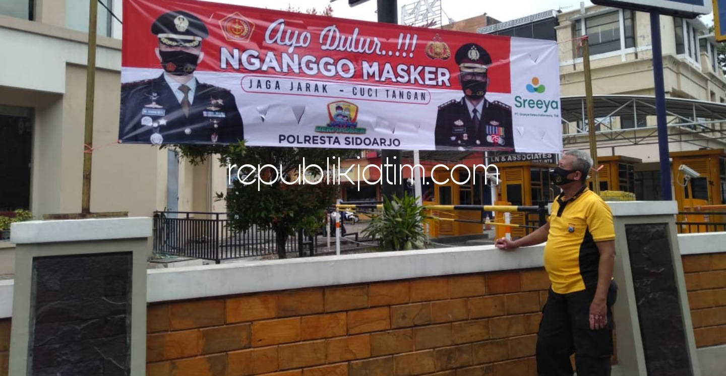 Polresta Sidoarjo Sebar Spanduk Ajak Warga Selalu Gunakan Masker