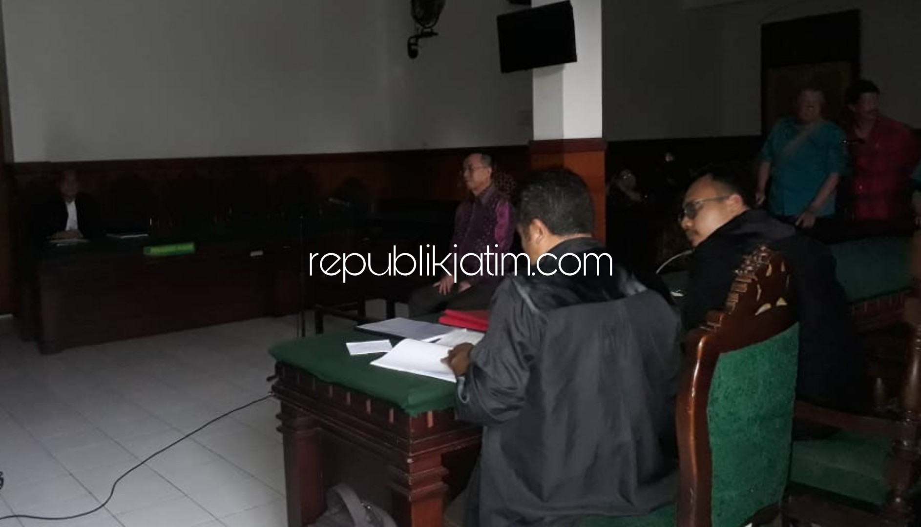 Sidang Penyerobotan Lahan Puskopkar Jatim, Henry J Gunawan Dituntut 6 Tahun 4 Terdakwa Lain 5 Tahunan