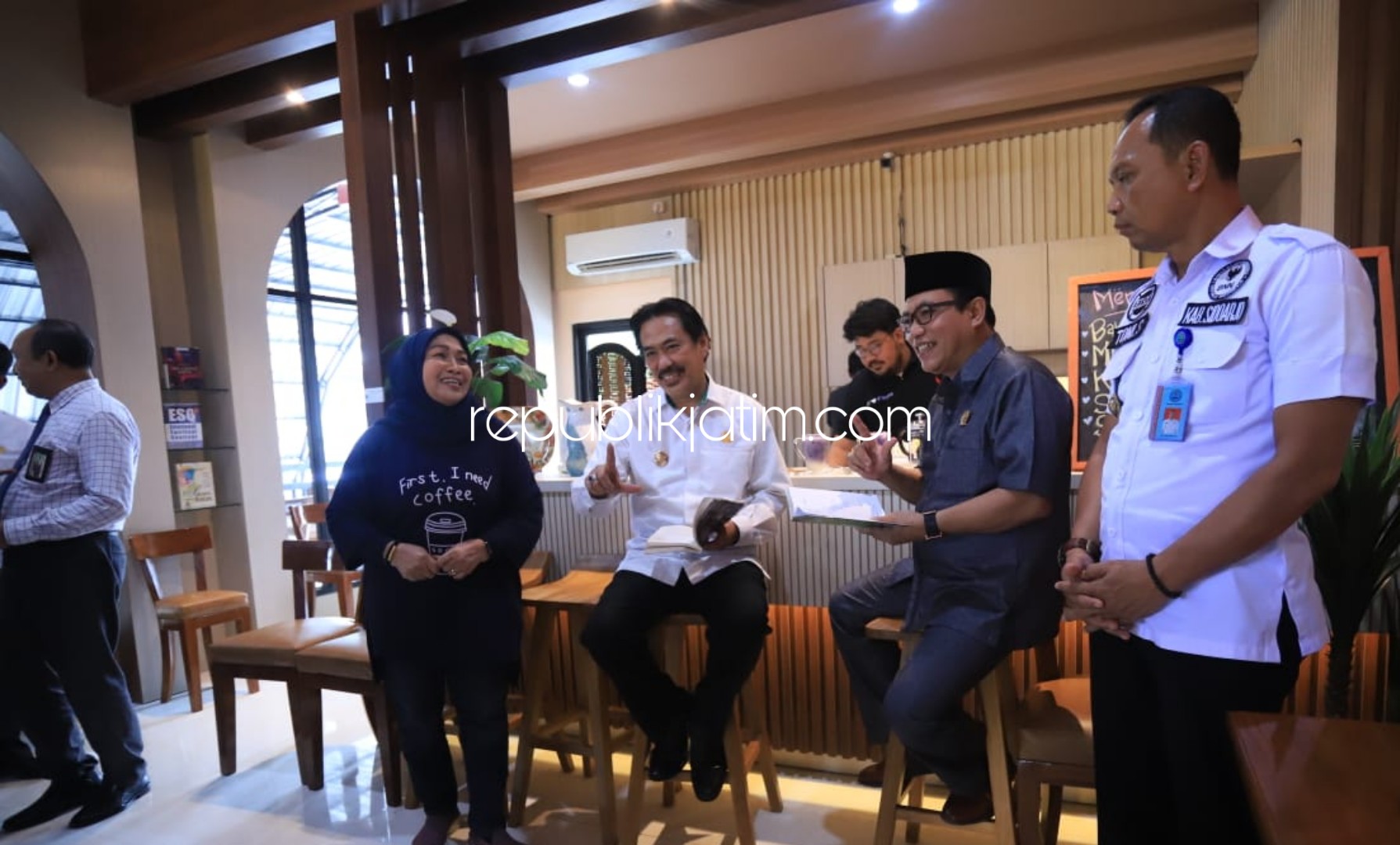 Cafe Baca dan Kantin Perpusda Sidoarjo Dukung Minat Baca dan Literasi Anak Muda