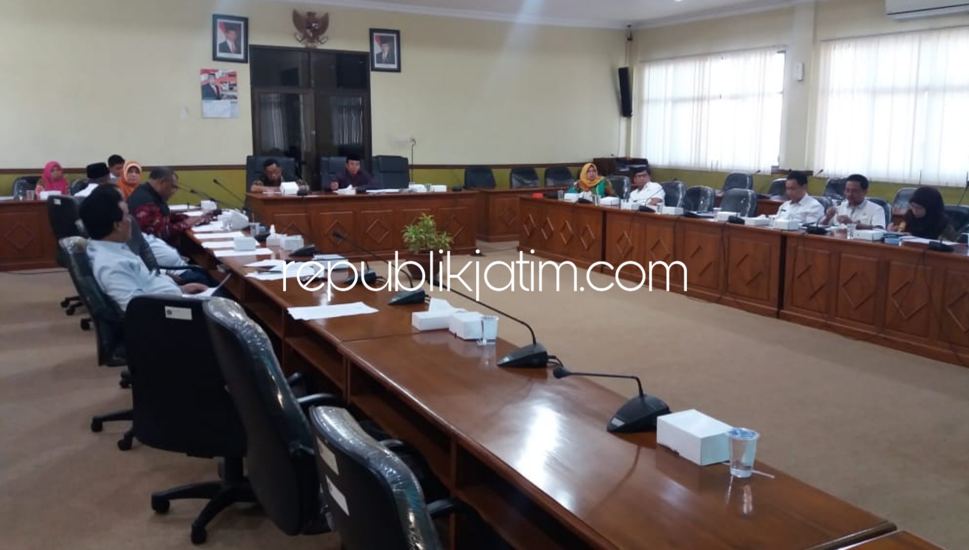 Gaji Honorer Pemkab Sidoarjo Dikepras, Dihearing Dewan BKD Berdalih Penyesuaian Ijazah