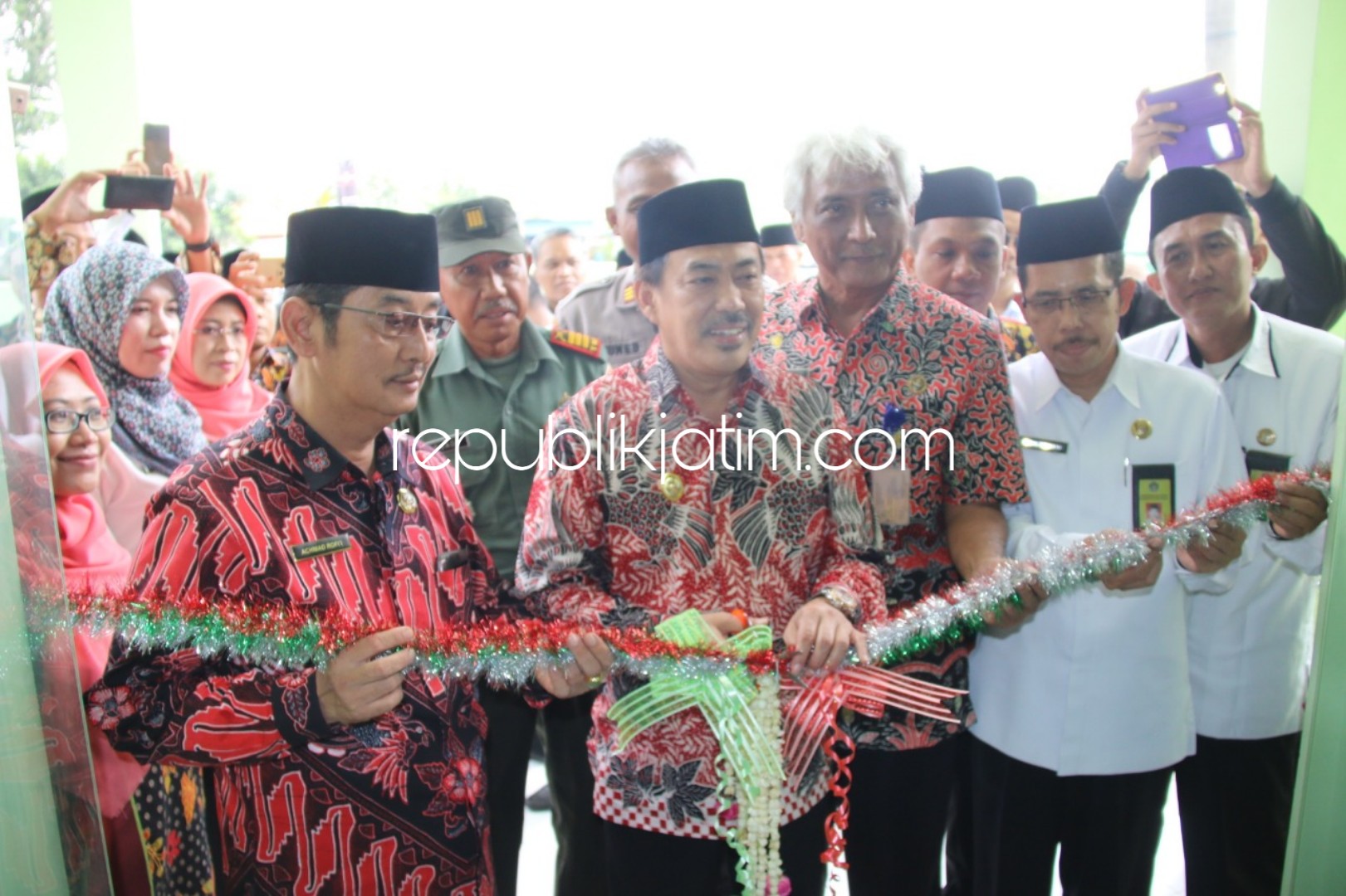 Wabup Sidoarjo Resmikan Kantor KUA Balongbendo Berlantai Dua