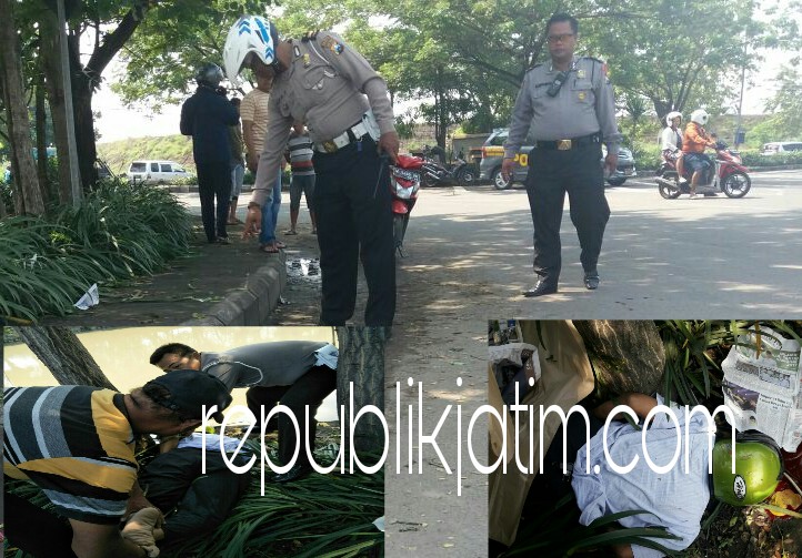 Tergelincir Di Bundaran Tanggulangin, Dua Pemotor Tewas