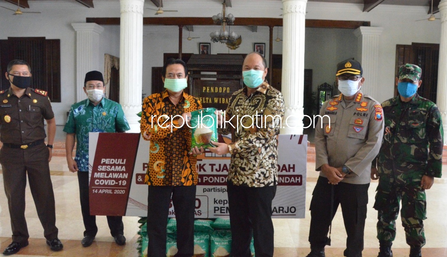 Peduli Sesama, Pondok Tjandra Sumbang 20 Ton Beras untuk Korban Terdampak Covid-19