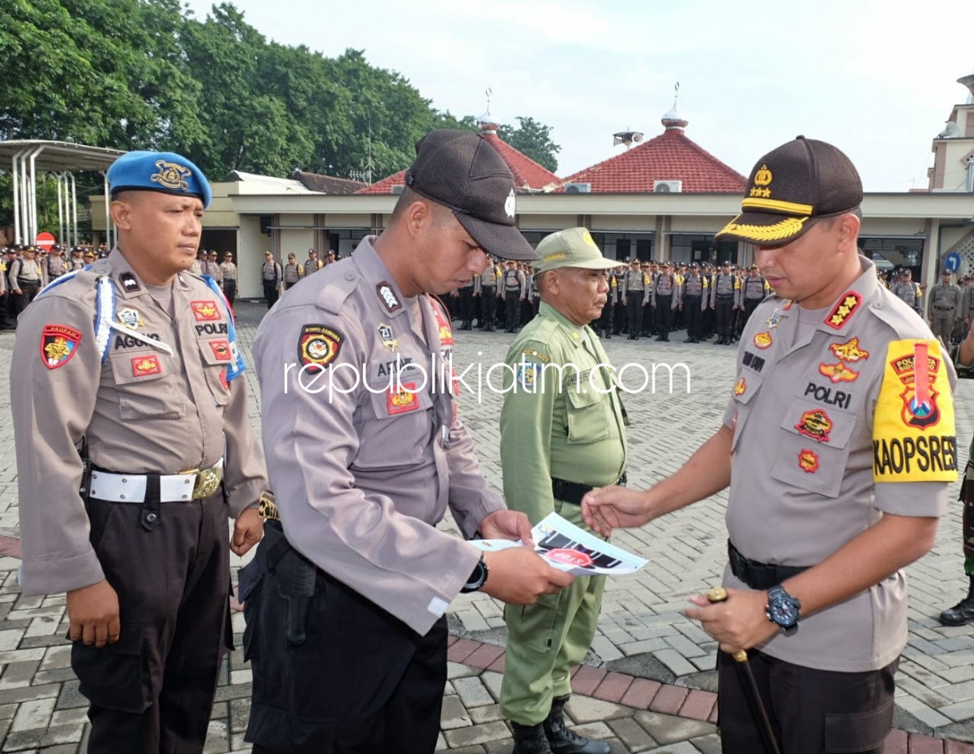 Belasan Ribu Personil Gabungan di Sidoarjo Mulai Digeser ke 5.579 TPS