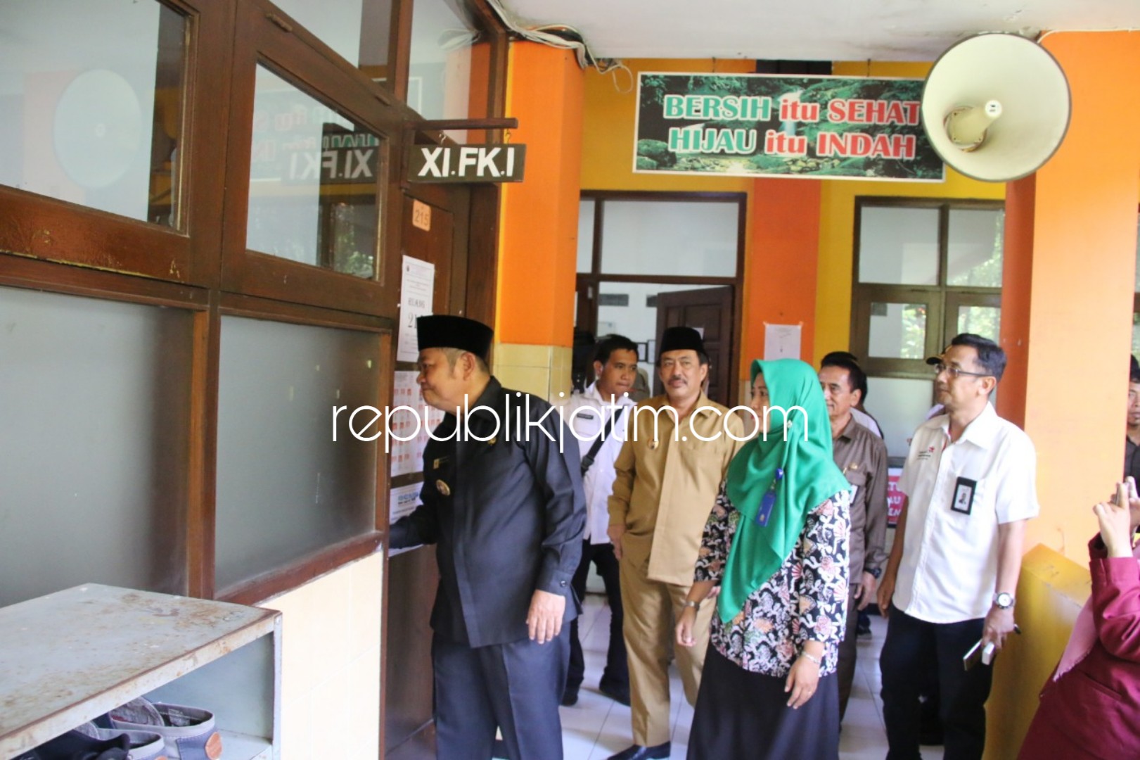 Bupati Sidoarjo Sidak Unas, Siswa Sakit Diikutkan Ujian Susulan