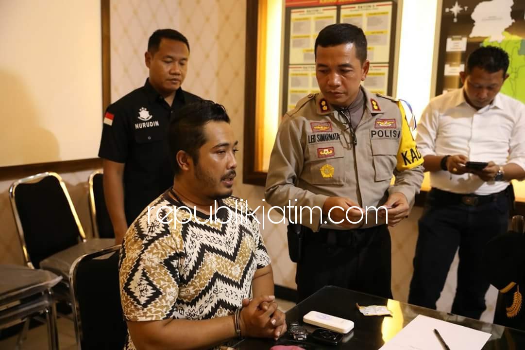 Penghina Nabi Muhammad Tertangkap di Trawas Tampak Lesu