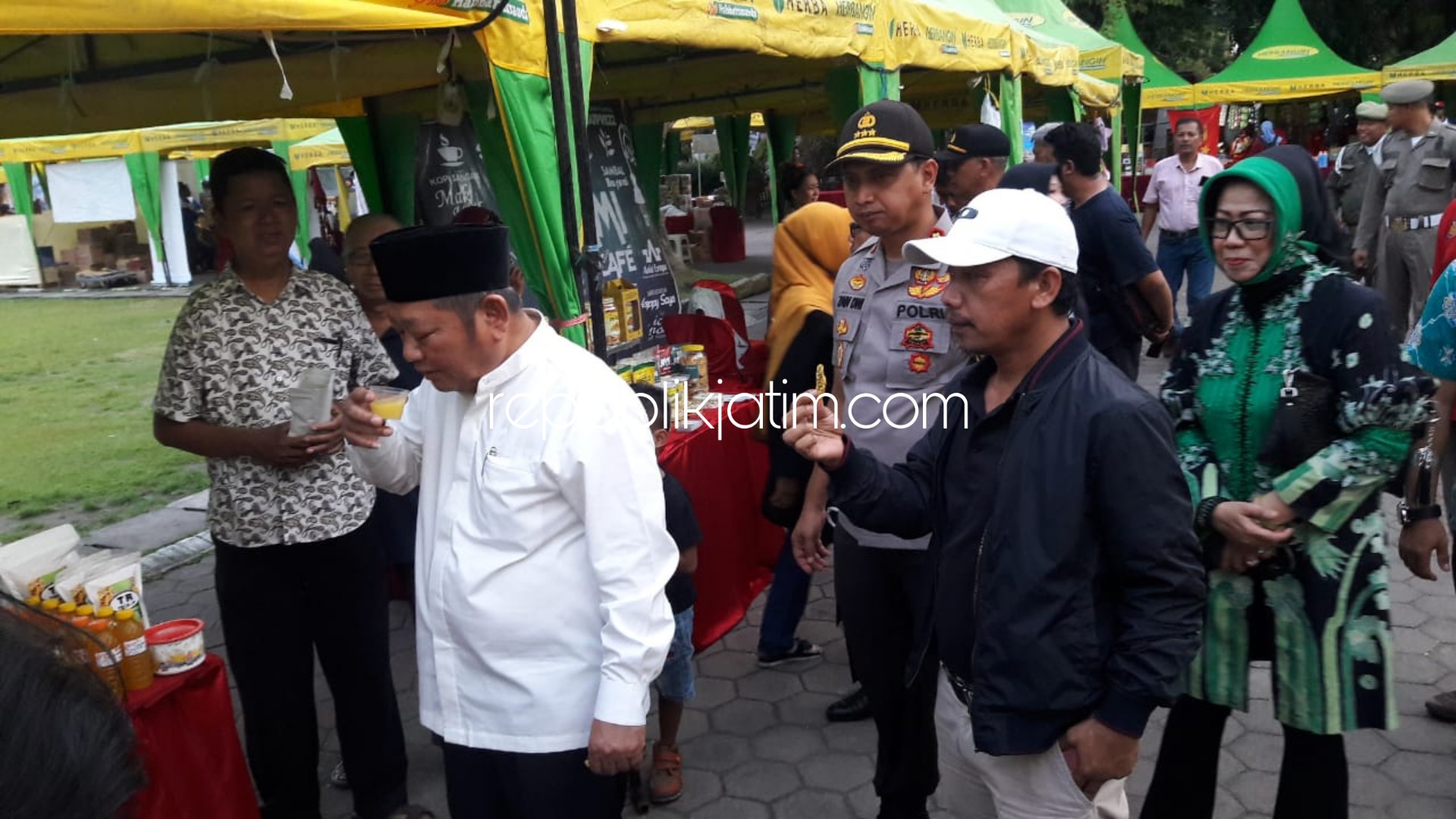 Berharap Jadi Percontohan, Buruh Sidoarjo Gelar May Day Expo di Alun-Alun