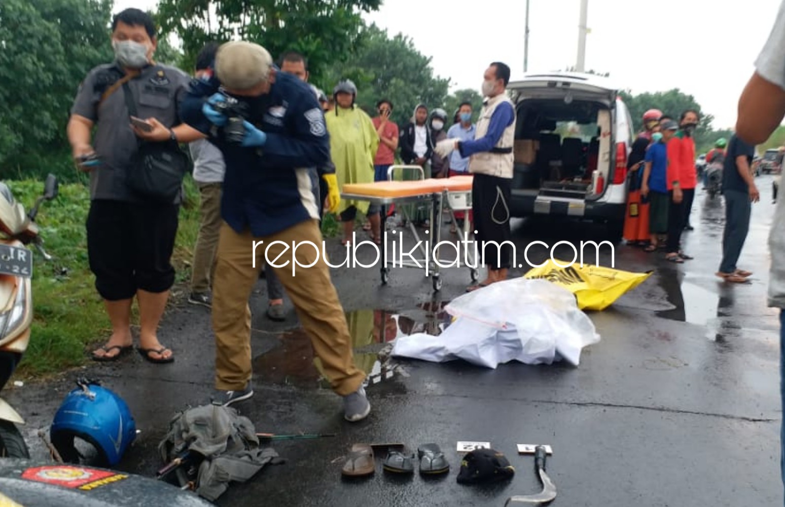 Dua Pemancing Duel di Tambakoso, 1 Tewas Bersimbah Darah 1 Dilarikan Rumah Sakit