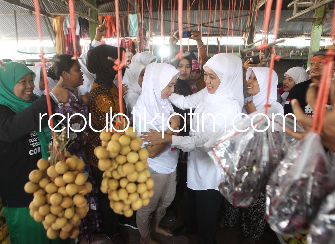 Khofifah Janji Perbaiki Infrastruktur Pasar Tradisional Krembung