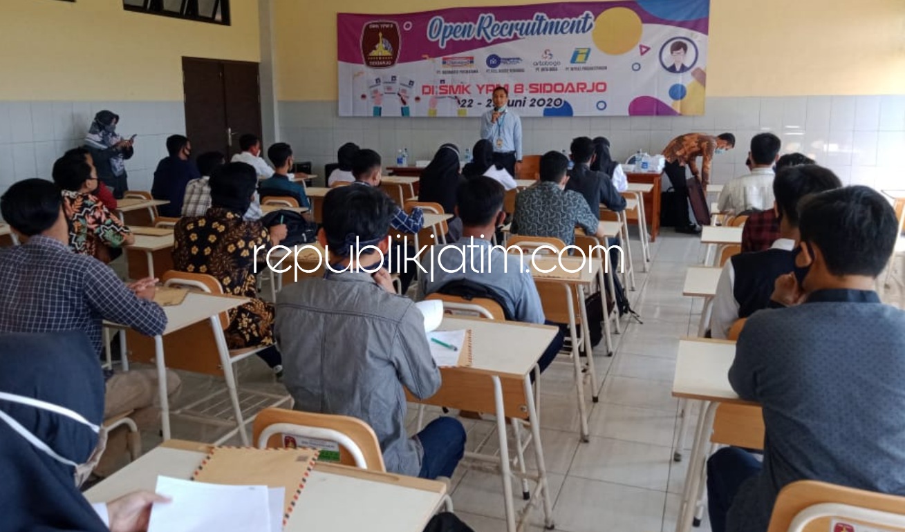 Tujuh Perusahaan Besar Gelar Penerimaan Karyawan Baru di SMK YPM 8 Sidoarjo