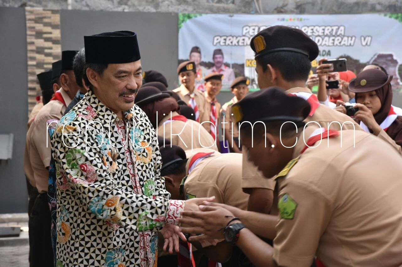 Wabup Minta Tim Kontingen Pramuka Sidoarjo Jaga Kekompakan