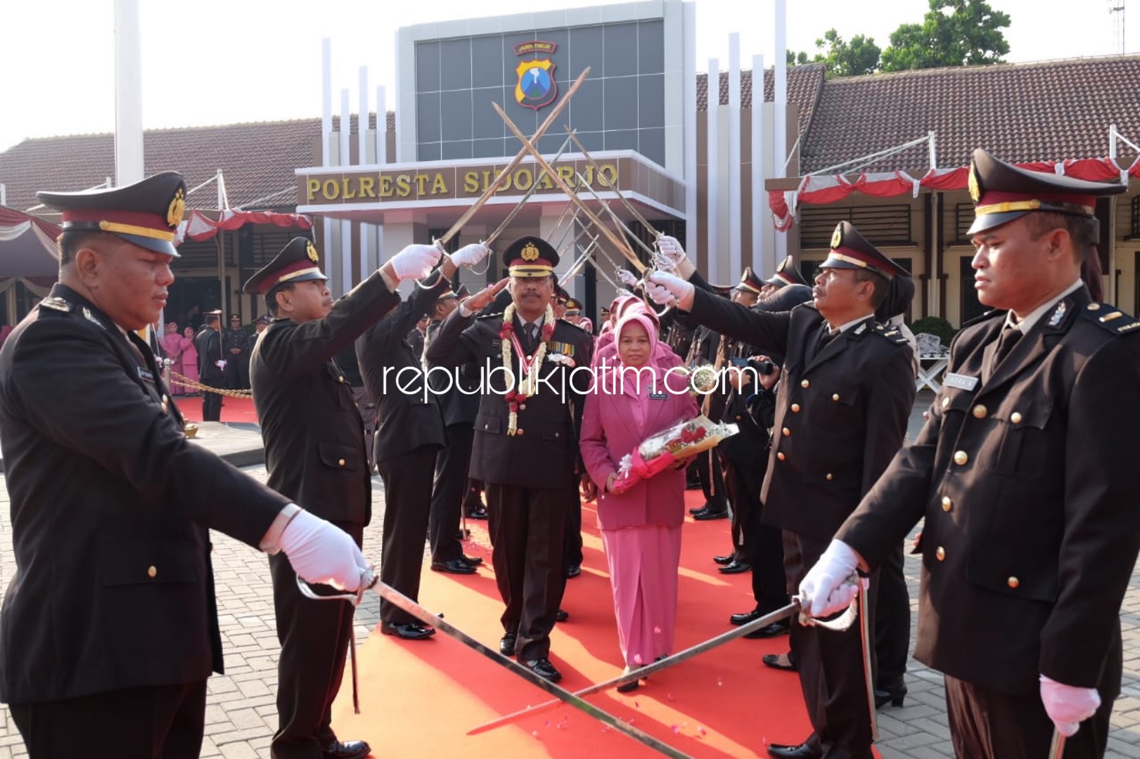 Kapolresta Sidoarjo Lepas 46 Anggota Memasuki Masa Pensiun