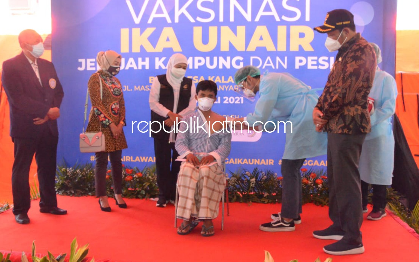 Buruh Sidoarjo Terima Jatah 10.000 Vaksin, Warga Pesisir 1.200 Vaksin