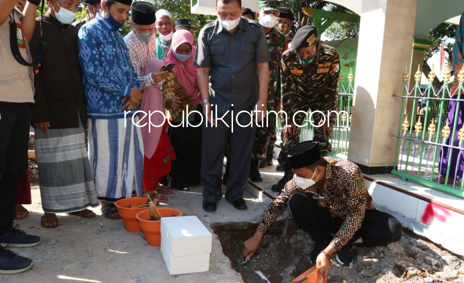 Bupati Sidoarjo Tandai Pembangunan Masjid Sabilul Abidin Gampang Prambon