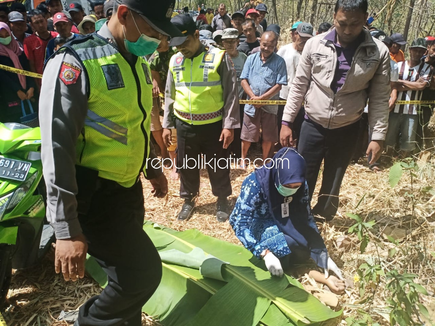 Diduga Tenggak Potas, Pelajar SMK di Ponorogo Tewas di Tepian Jalan