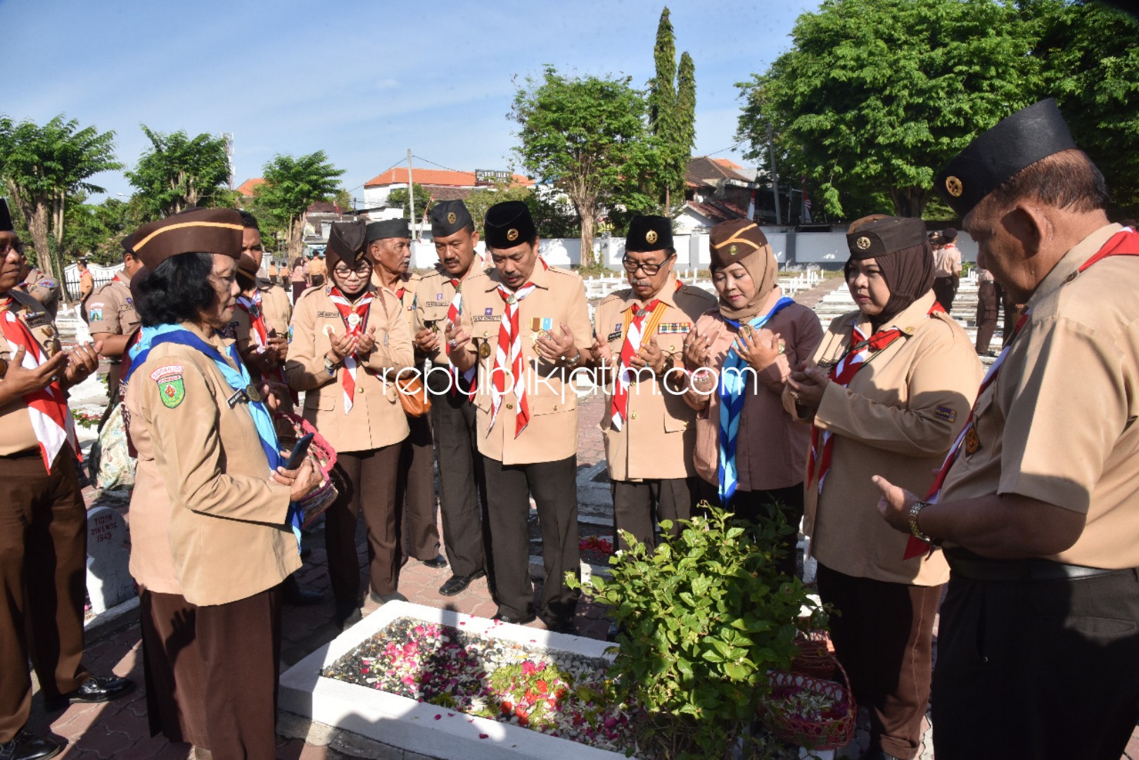 Hari Pramuka Ke 58, Pramuka Sidoarjo Diajak Ziarah TMP