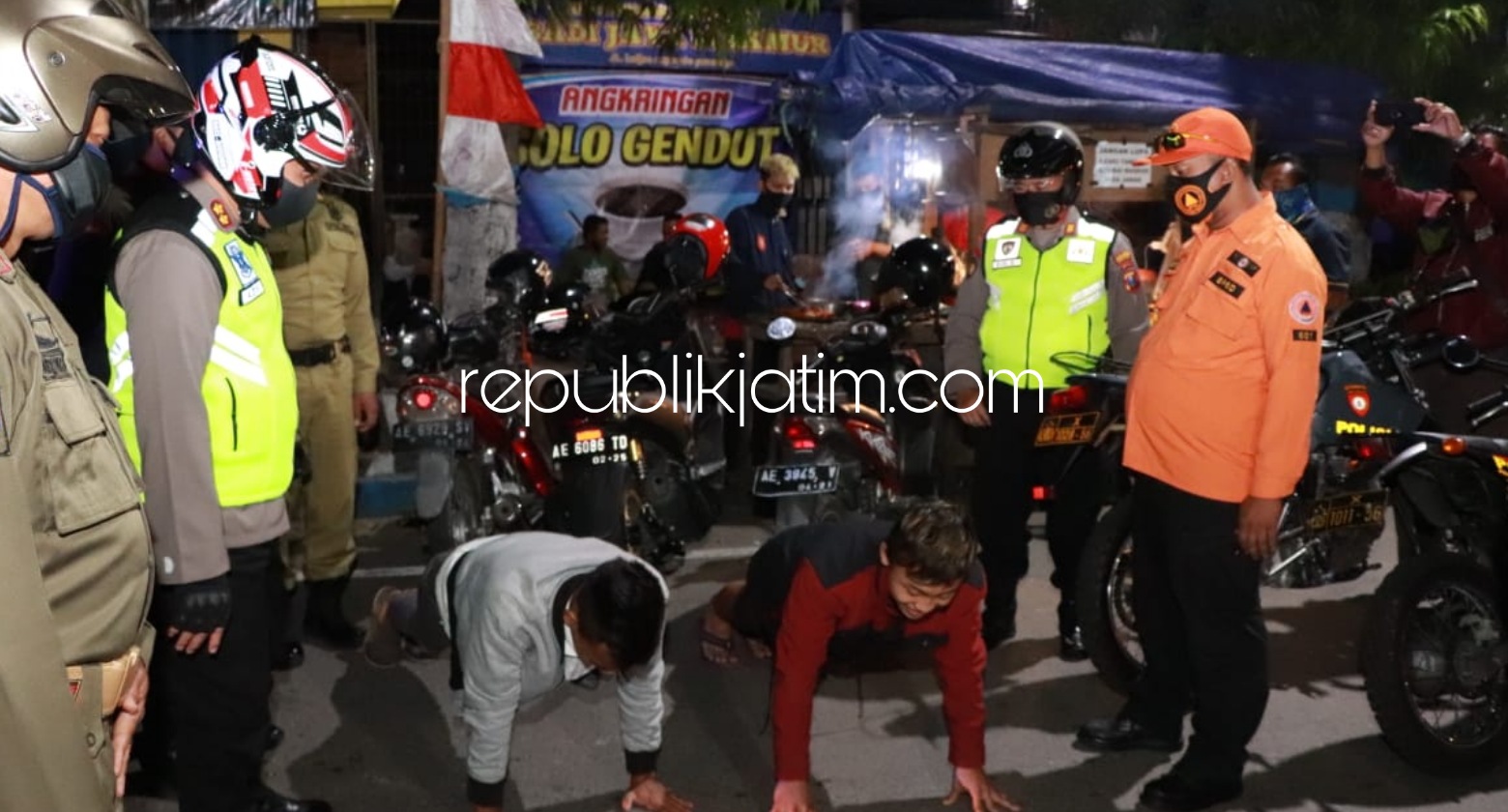 Razia Berskala Besar di Ponorogo, Warga Tidak Pakai Masker Dihukum Push Up