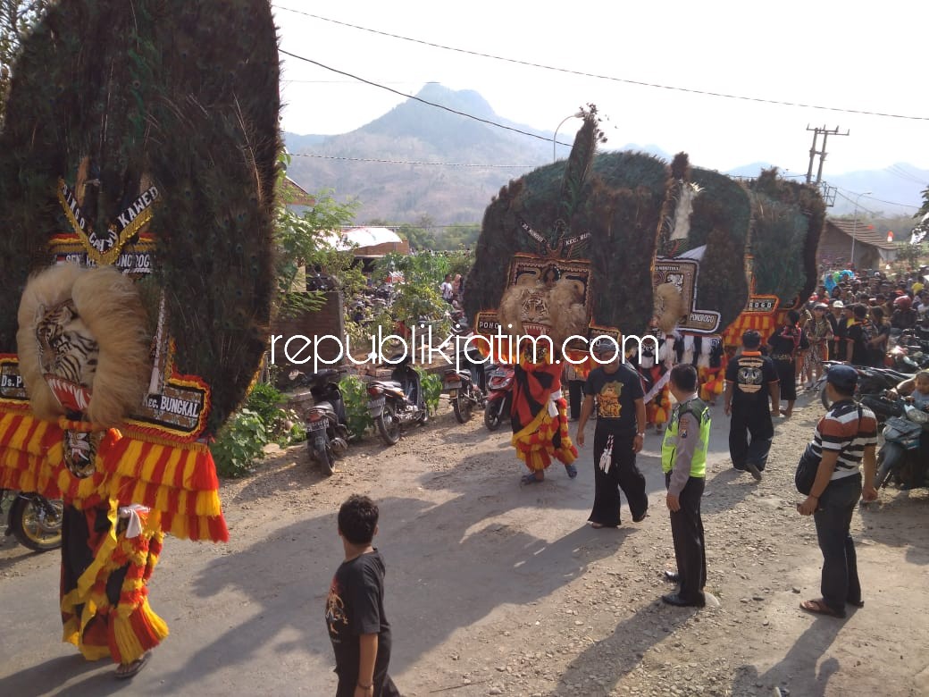 Parade Reog Semarakan Puncak HUT RI dan Bersih Desa di Ponorogo