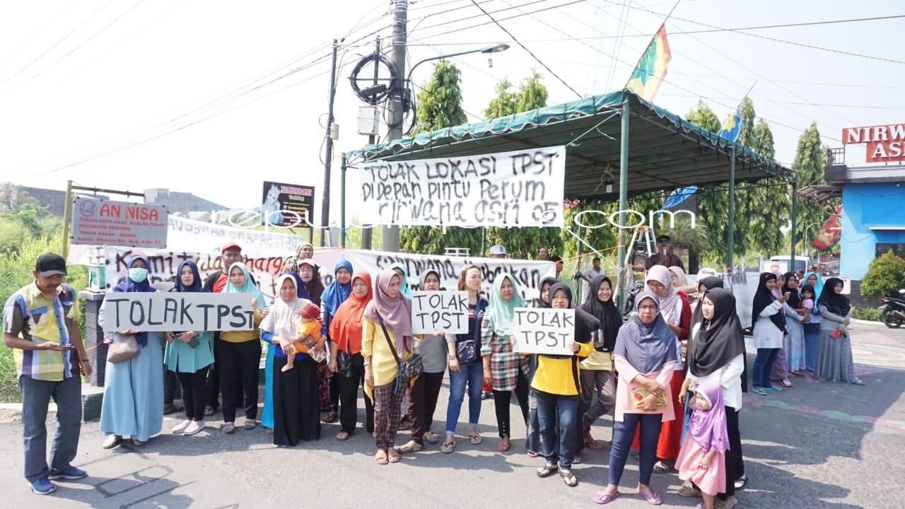 Warga Perum Nirwana Asri Krian Tolak Pembangunan TPST