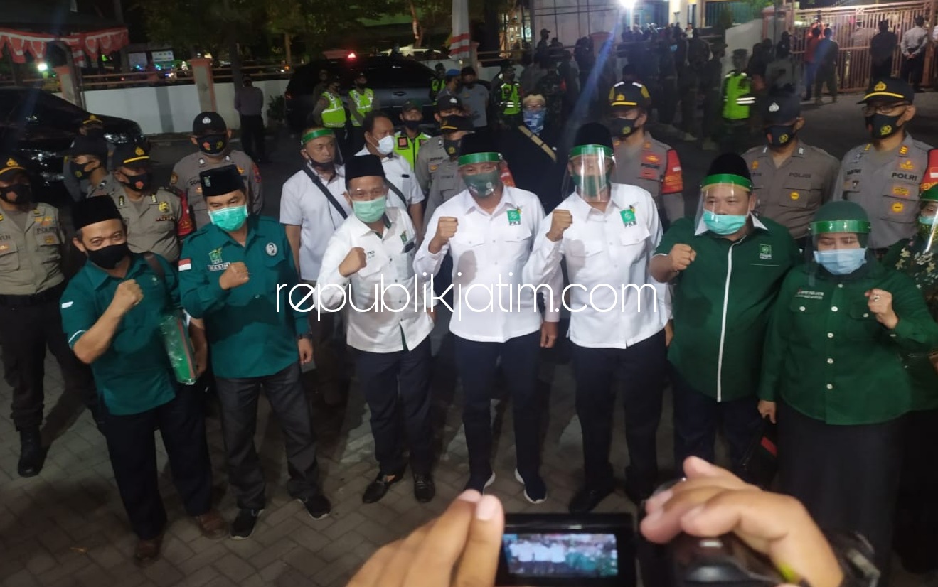 Gus Muhdlor - Subandi Resmi Mendaftar ke KPU Sidoarjo