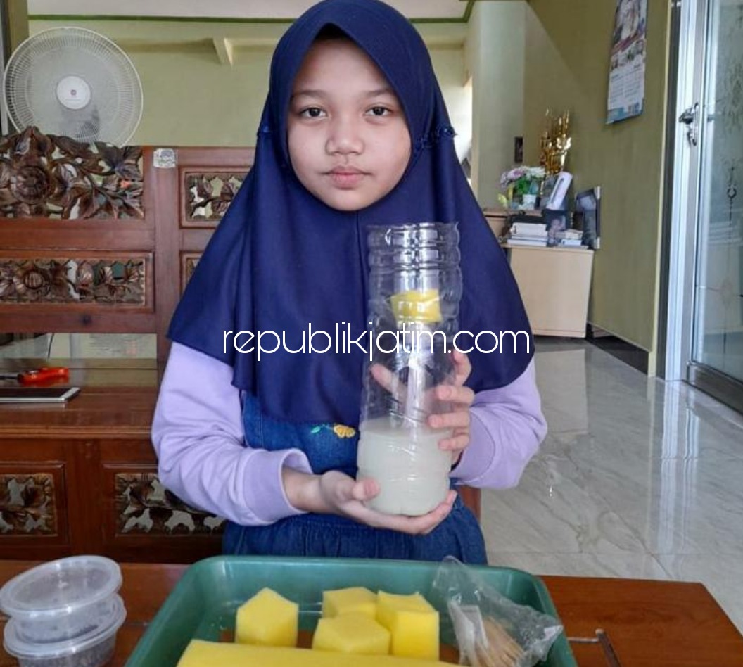 Manfaatkan Air Cucian Beras, Siswa SD Al Muslim Peringati Hari Ozon Tanam Sayur Hidroponik