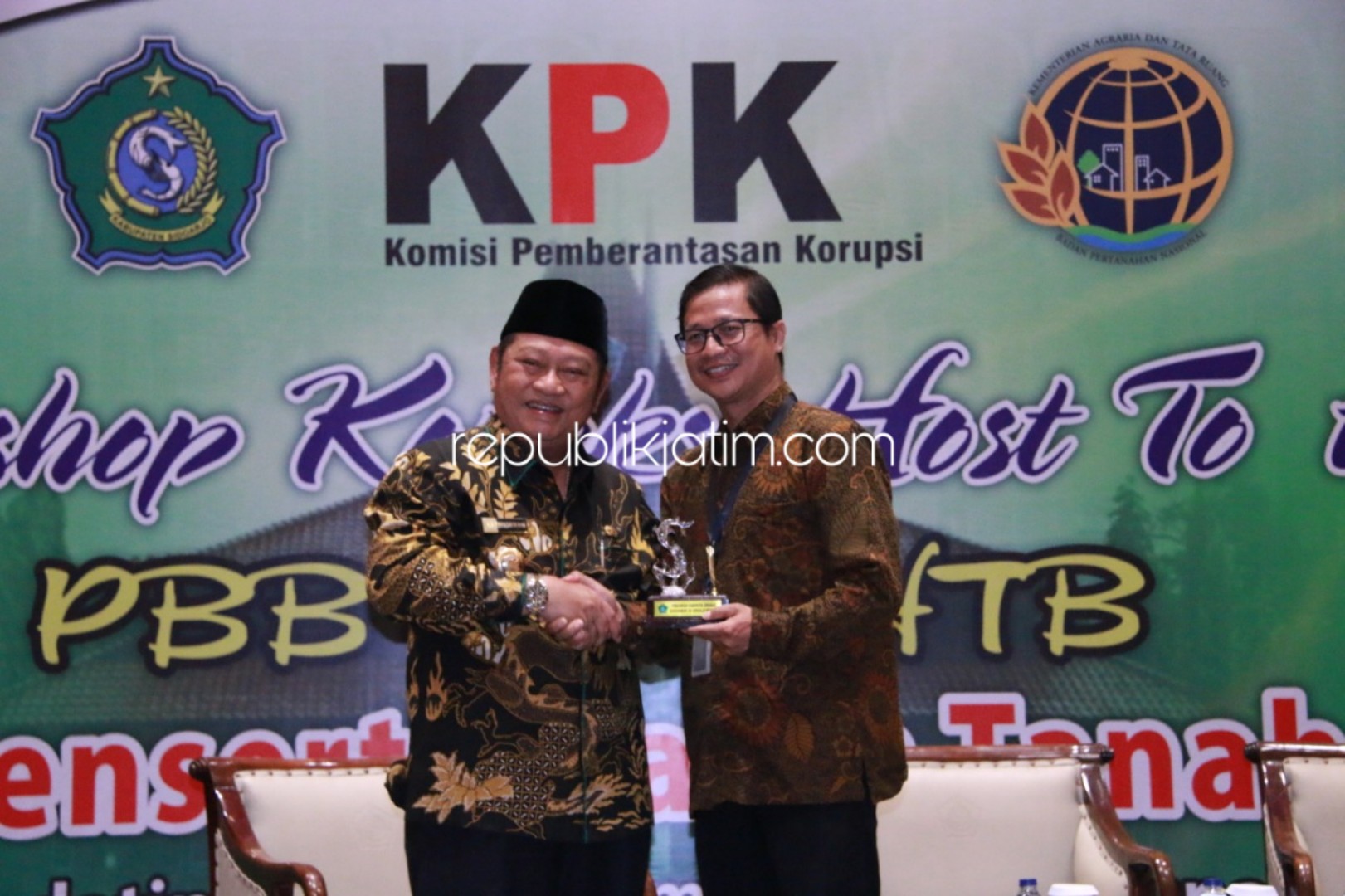 Sidoarjo Pilot Project Implementasi Host to Host PBB-BPHTB Jatim