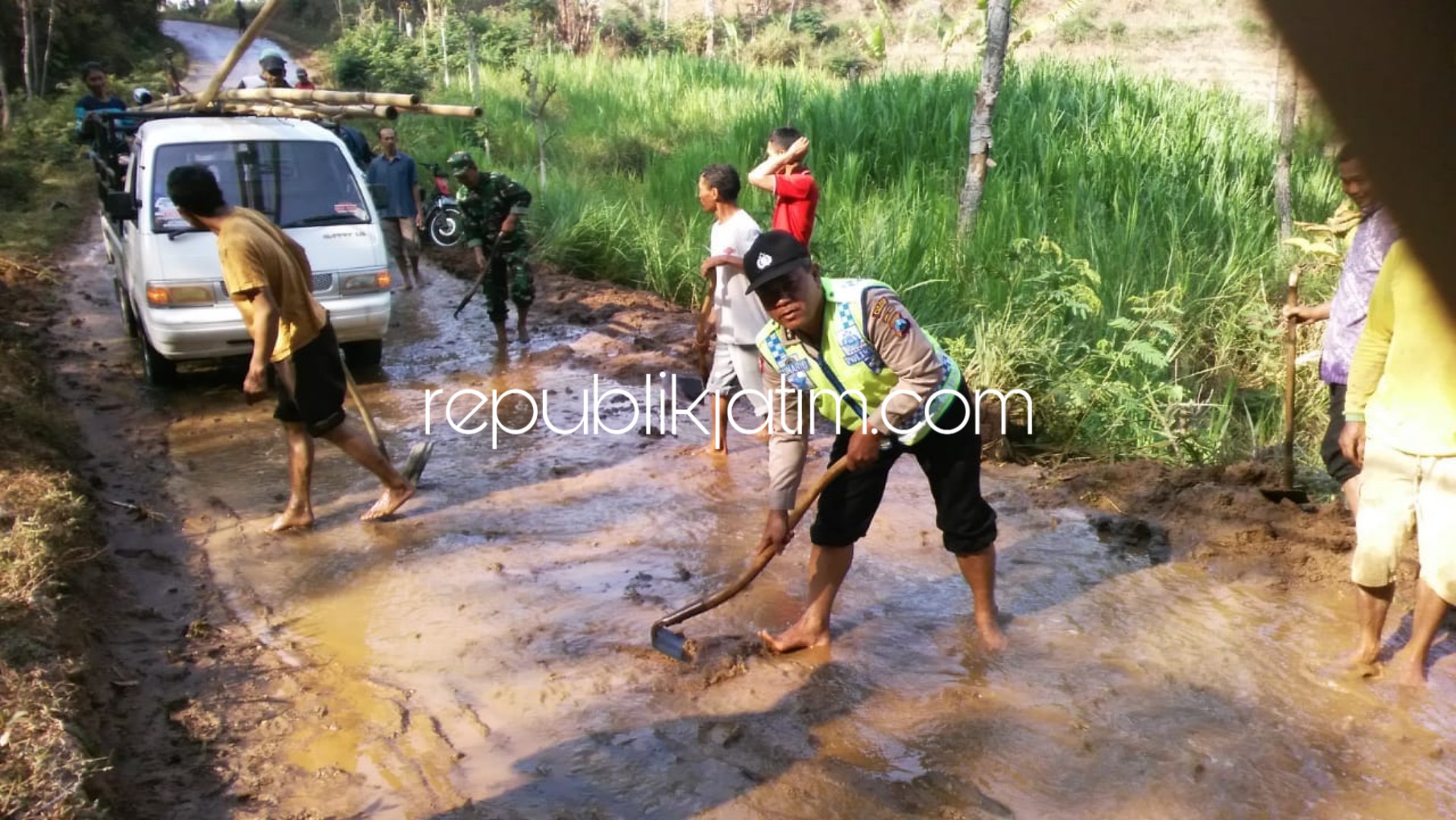 Longsor di Ponorog Tutup Jalur Antar Kecamatan