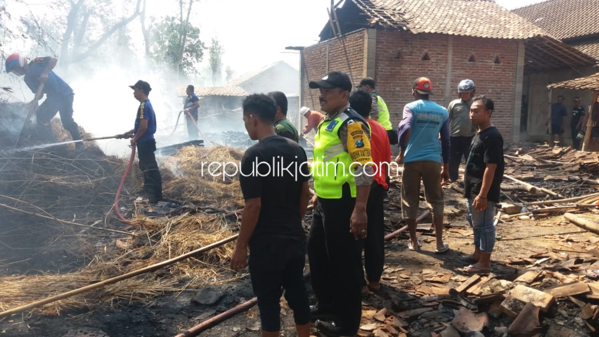 Sisa Puntung Rokok Bakar Dapur Rumah Warga Ponorogo