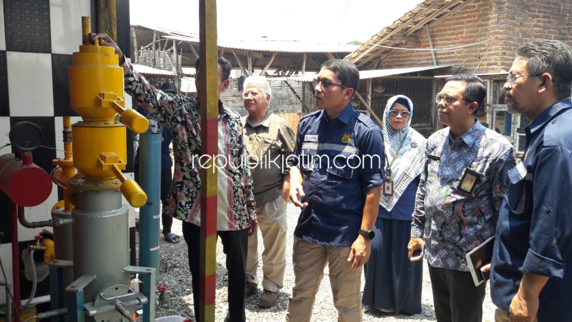 Lebih Hemat, Gasmin CSR PT Minarak Brantas Gas untuk IKM Telor Asin dan Kerupuk di Sidoarjo