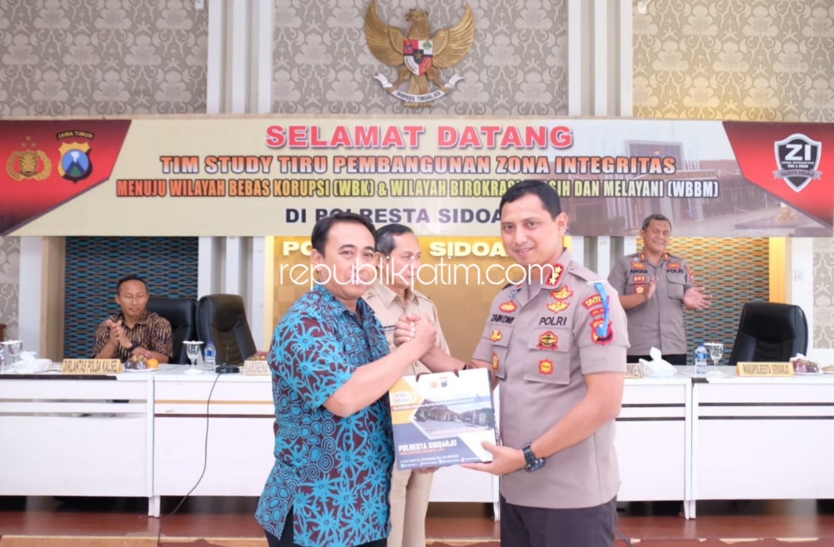 Polda Kalsel Belajar Inovasi Pelayanan Publik Berbasis IT di Polresta Sidoarjo