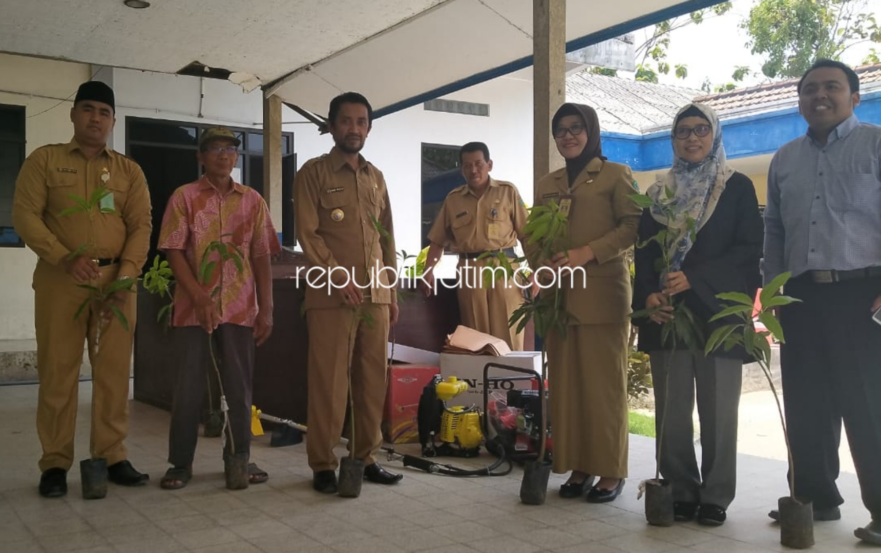 Kementan RI Gelontor Kelomtan Penambangan Bantuan Mesin dan Bibit