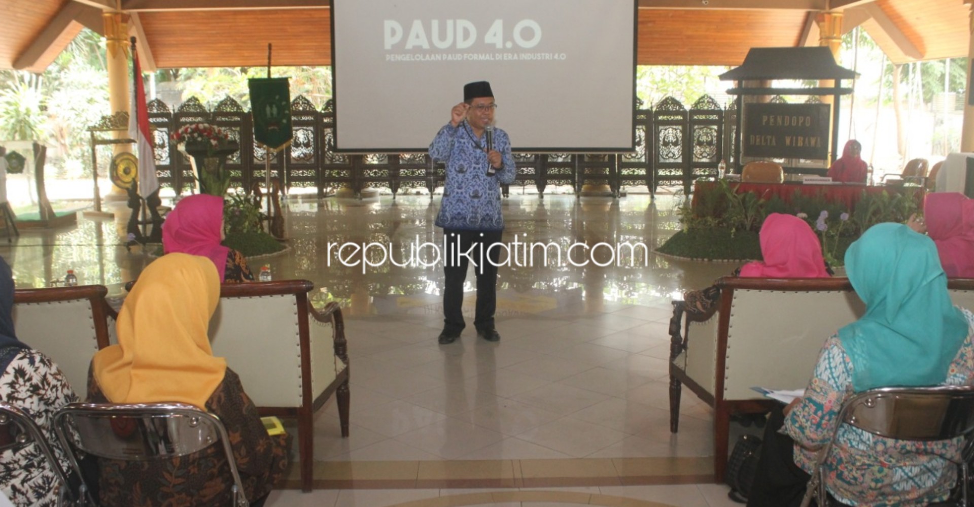 400 Guru TK/RA se Sidoarjo Siap Hadapi Era Industri 4.0