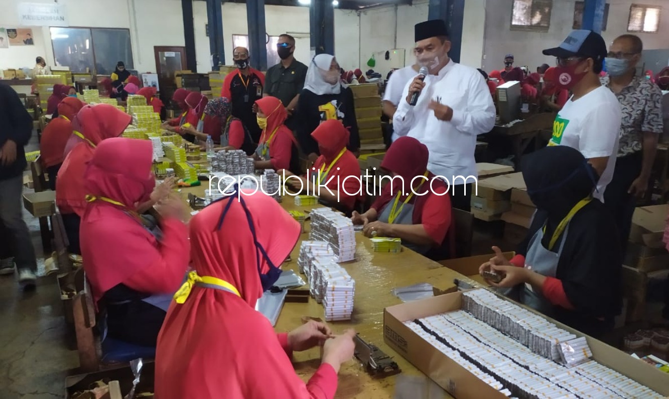 Dukung BHS - Taufiq, Pengusaha Rokok Sidoarjo Minta Berbagai Jenis Perizinan Dipermudah