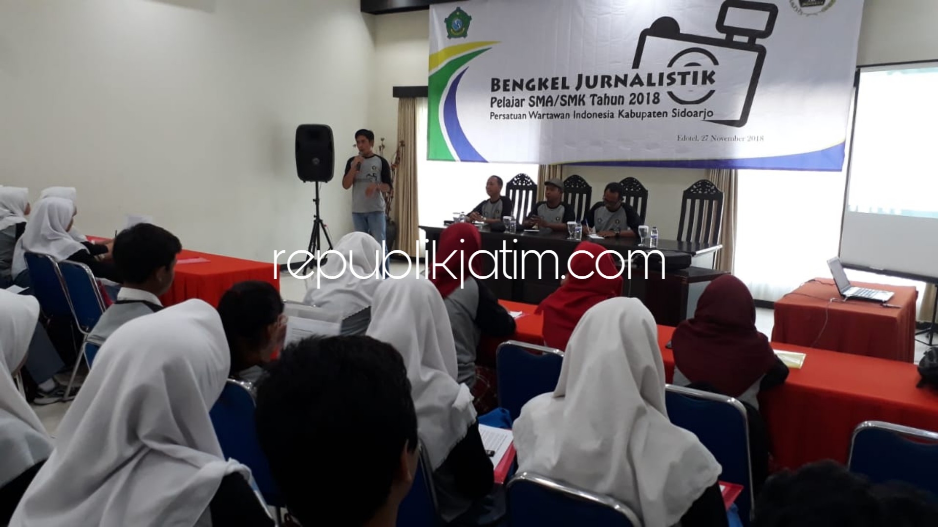 Puluhan Pelajar SMA/SMK Antusias Ramaikan Bengkel Jurnalistik PWI Sidoarjo