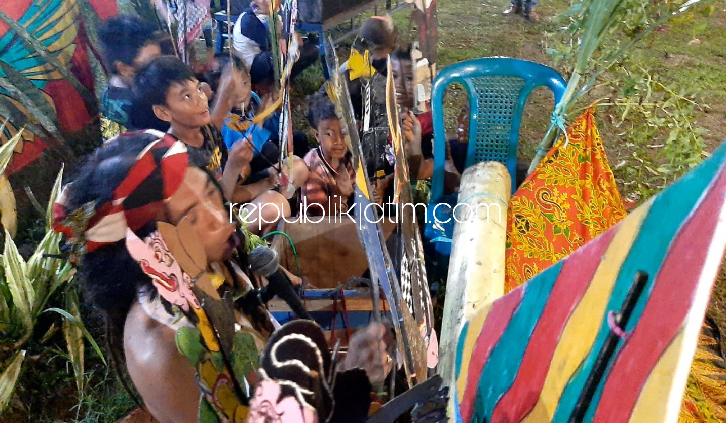 Kampung Bambu Seketi Gelar Pentas Seni Wayang Edukasi Blang-Bleng Bersama Dalang Ki Ompong