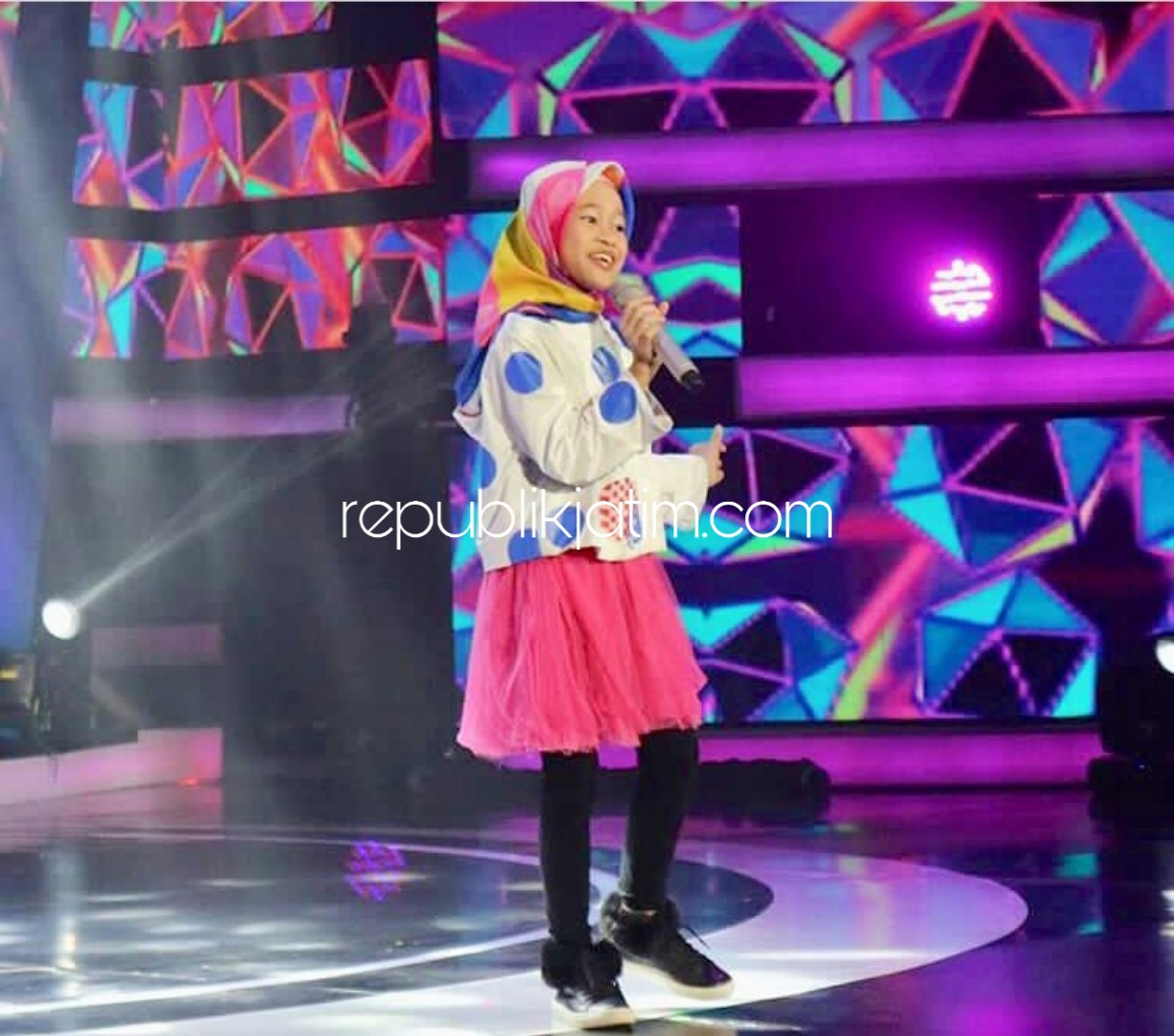 Arek Sidoarjo 4 Besar Indonesia Idol Junior, Bupati Ajak Warga Dukung Raisya