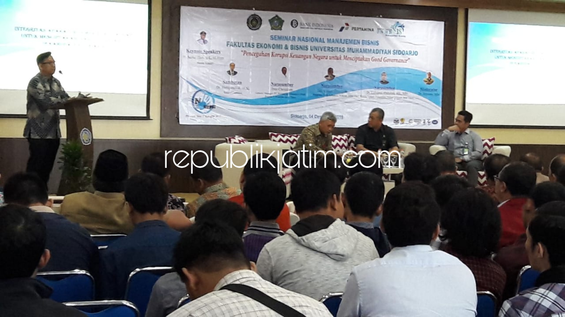 Cegah Perilaku Korupsi, FEB Umsida Gelar Seminar Anti Korupsi