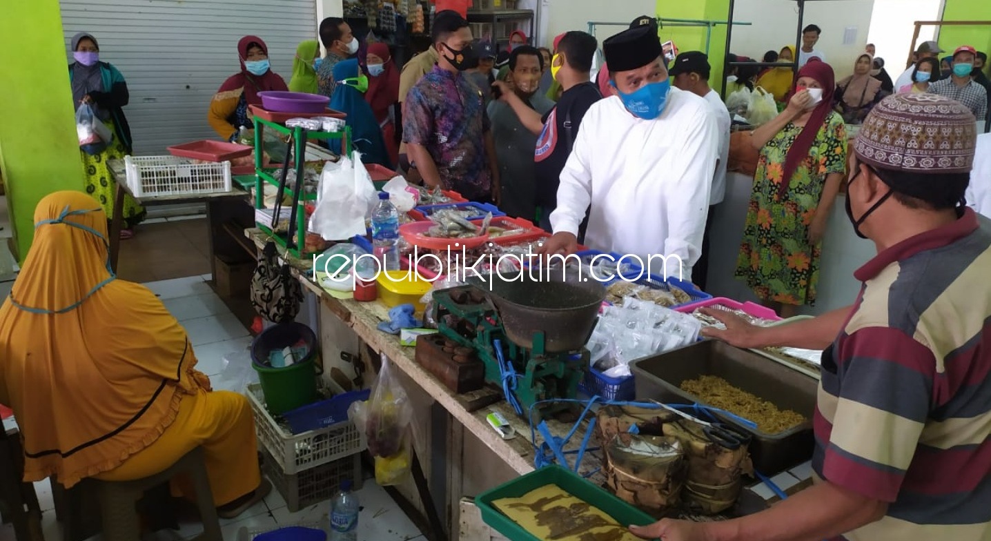 Dicurhati Pasar Tulangan Sepi Sejak Pandemi Covid-19, BHS Teteskan Air Mata Siapkan Subsidi Bagi Pedagang