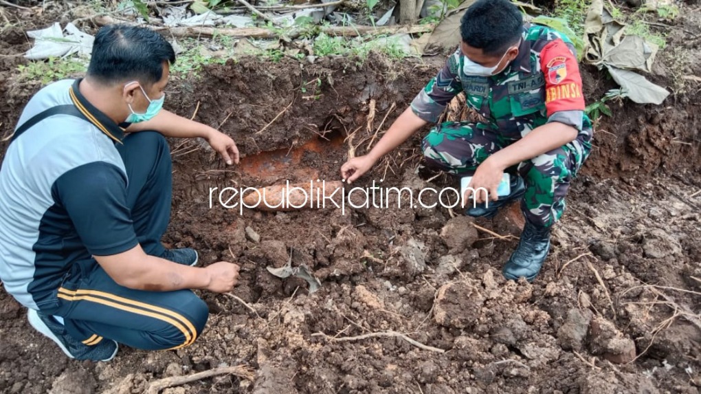 Sopir Excavator di Ponorogo Temukan Mortir Sisa Perang Saat Meratakan Lahan Perumahan