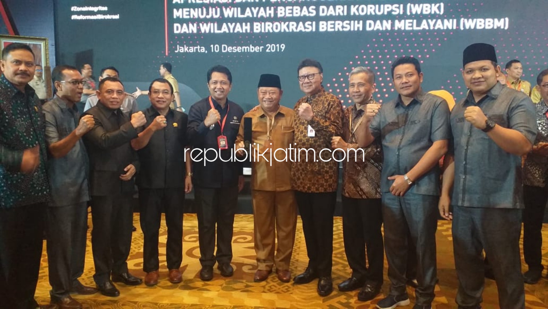 DPMPTSP Sidoarjo Raih Penghargaan Zona Integritas Berpredikat WBK