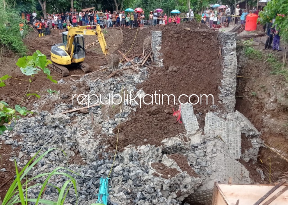 Penyidik Polres Ponorogo Selidiki Penyebab Utama Proyek Jembatan  Rp 835 juta yang Tewaskan Dua Pekerja